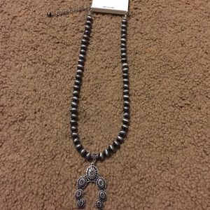 NWT Concho Squash Blossom Navajo Pearl Necklace